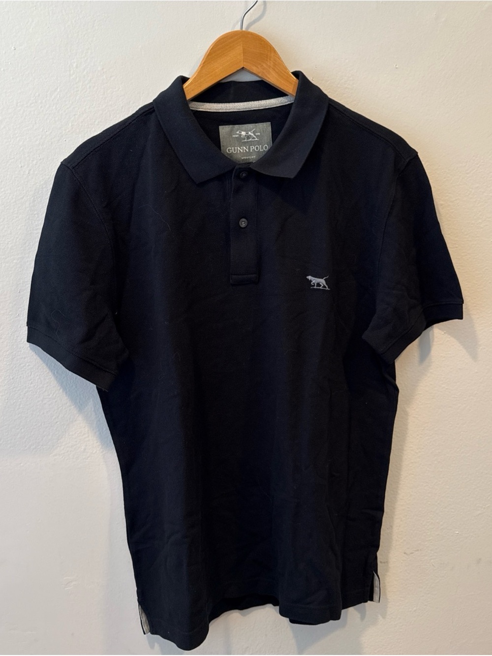 Rodd & Gunn Black Men's Polo with Subtle Dog Logo